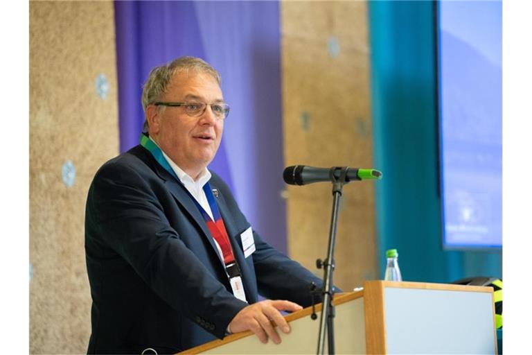 Thomas Keck (SPD), Oberbürgermeister von Reutlingen, spricht. Foto: Sebastian Gollnow/dpa/Archivbild