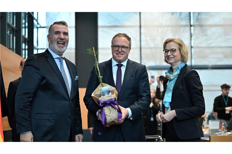 Thüringens Brombeer-Koalition kann mit der Arbeit beginnen.