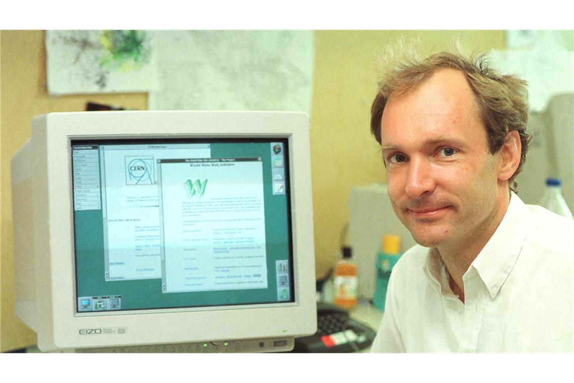 Tim Berners-Lee arbeitet im Jahr 1989 am Europäischen Kernforschungszentrum Cern in Genf. Hier erfindet er das World Wide Web.