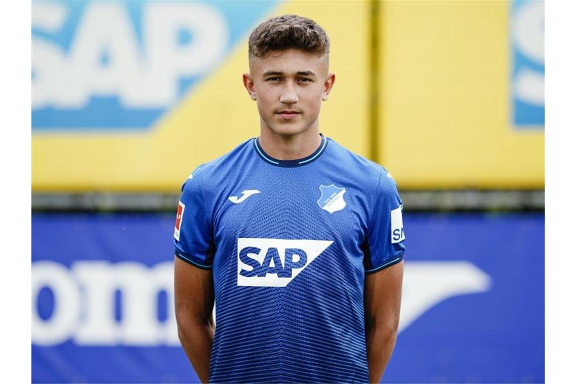 Tom Bischof, Mittelfeldspieler bei der TSG 1899 Hoffenheim. Foto: Uwe Anspach/dpa/Archivbild