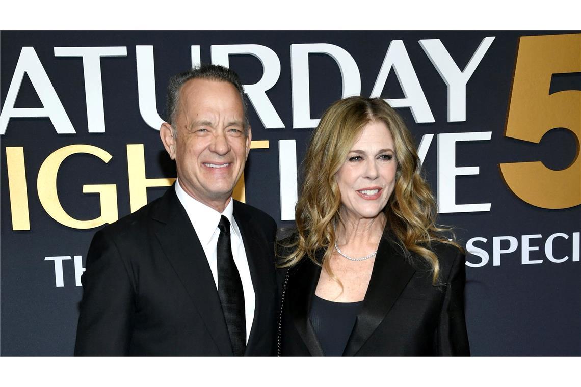 Tom Hanks und seine Frau Rita Wilson auf dem roten Teppich der SNL-Jubiläumsshow.