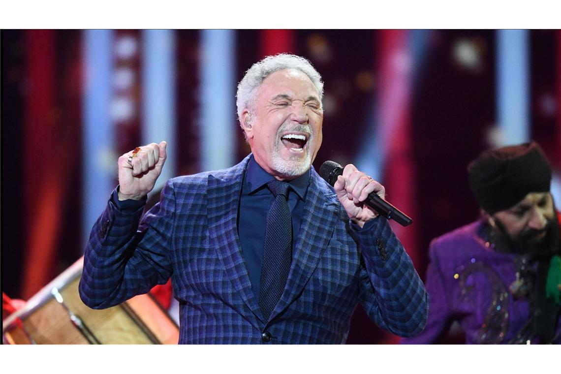 Tom Jones kann’s nicht lassen.