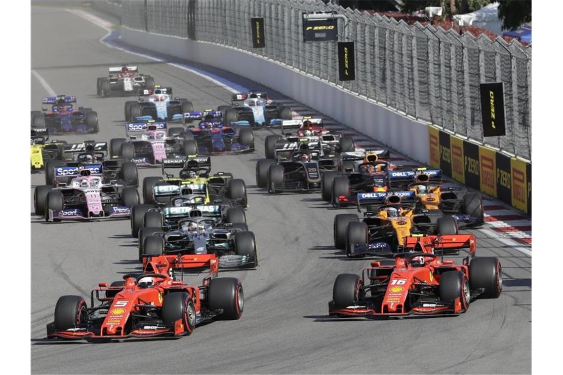 Ferraris Hierarchie-Problem: Wieder Vettel gegen Leclerc Trotz bester Voraussetzungen verpatzte die Scuderia Ferrari den Großen Preis von Russland völlig. Foto: Luca Bruno/AP