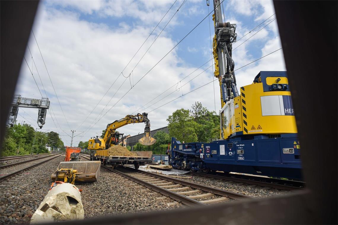 Trotz zahlreicher Baustellen am Bahnnetz droht am Ende doch wieder der Einbau alter Technik.