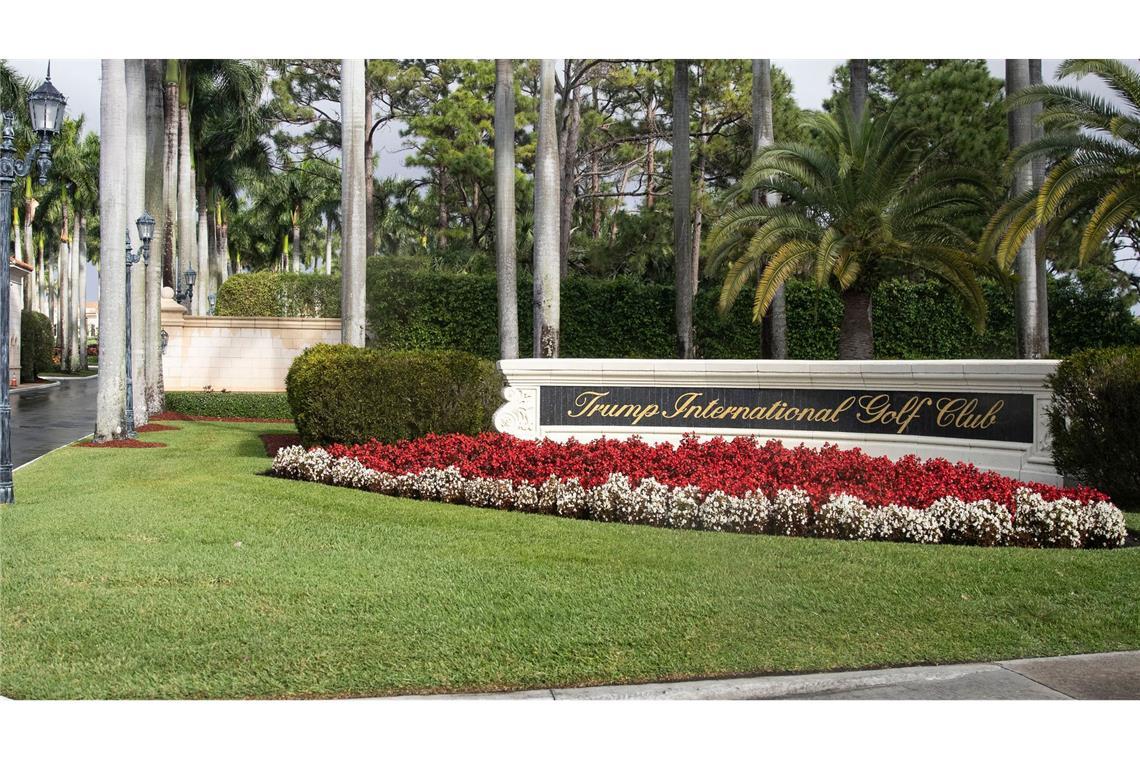 Trump spielt regelmäßig Golf in West Palm Beach. (Archivbild).