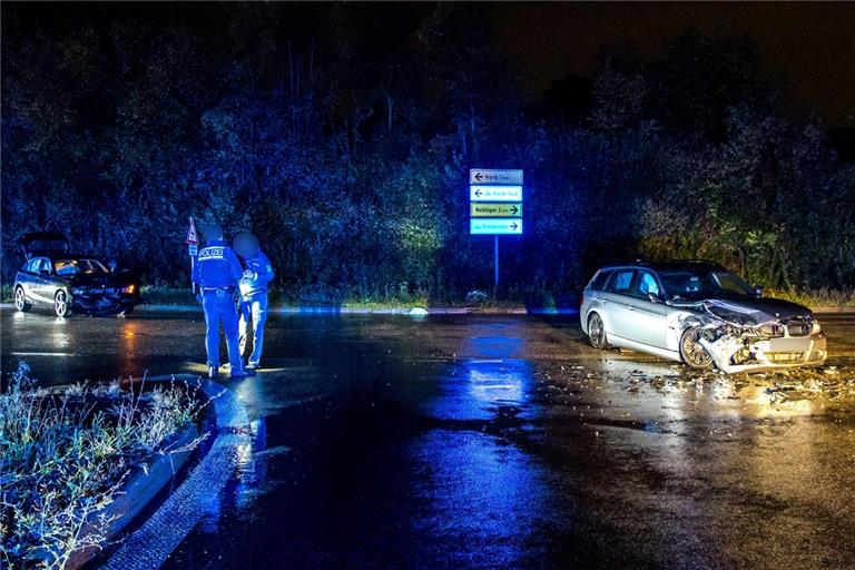 Unfall bei der Anschlussstelle Waiblingen-Nord. Foto: Benjamin Beytekin/7aktuell.de