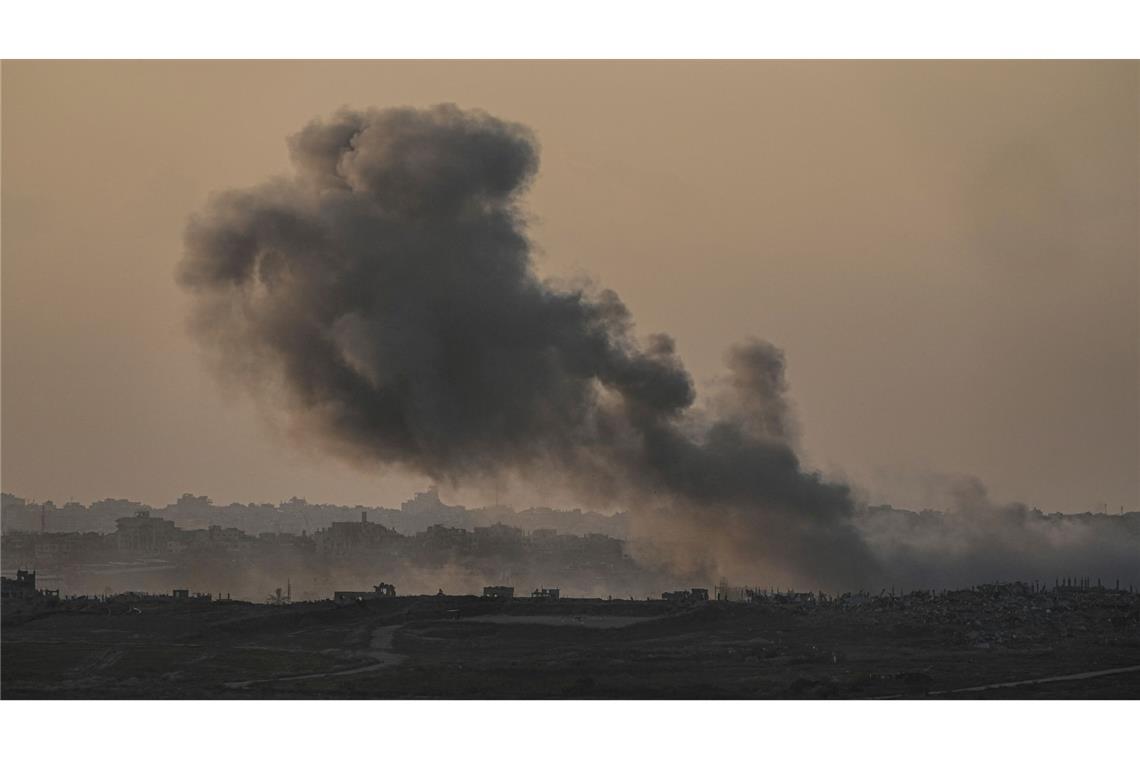 Ungeachtet erneuter Bemühungen um eine Waffenruhe geht der Gaza-Krieg weiter. (Archivbild)