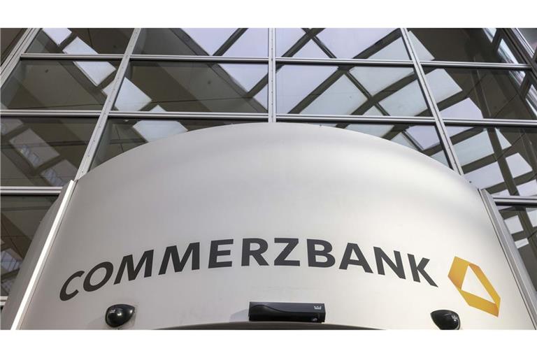 Unicredit erwarb über Finanzinstrumente den Zugriff auf weitere 11,5 Prozent der Commerzbank-Anteile. (Archivbild)