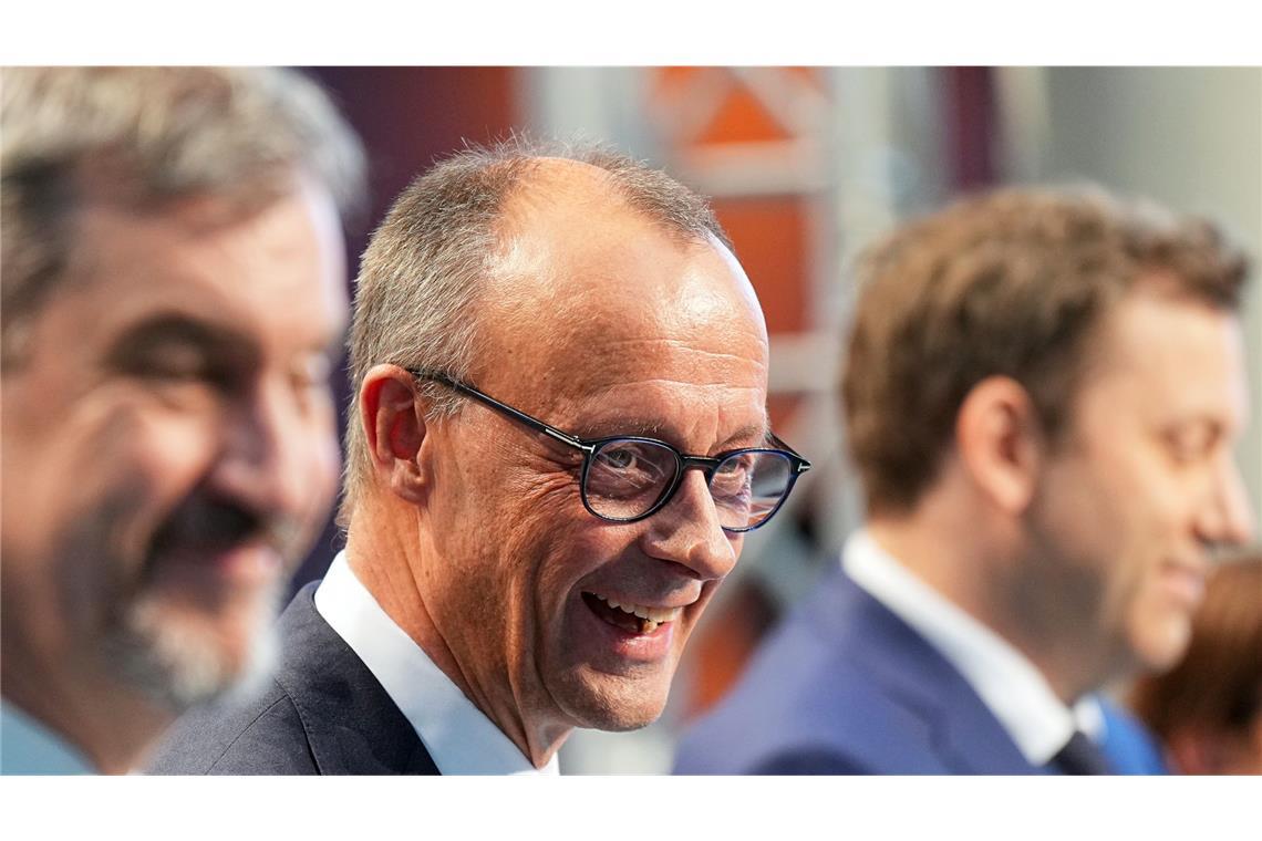 Wirtschaftsexperten blicken skeptisch auf Koalitionsvertrag Union und SPD stellten am Mittwoch den gemeinsamen Koalitionsvertrag vor.