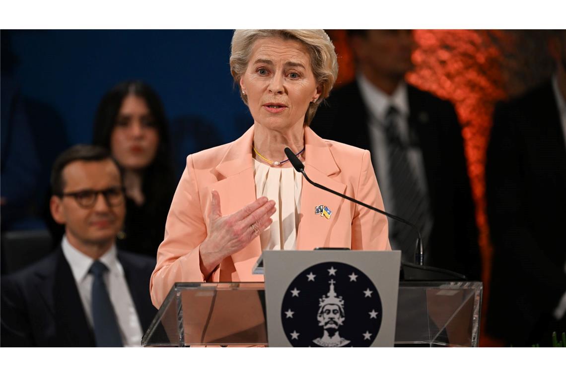 Ursula von der Leyen erhält den Karlspreis 2025 (Archivbild).