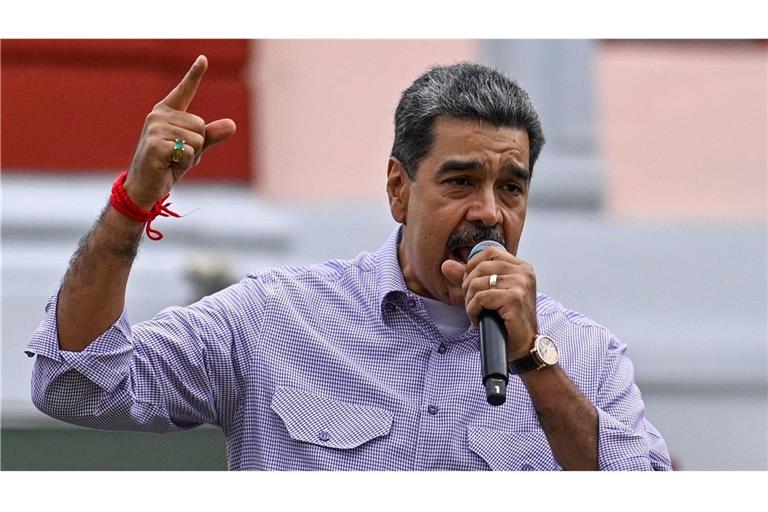 Venezuelas Präsident Maduro soll bald vereidigt werden. (Archivbild)