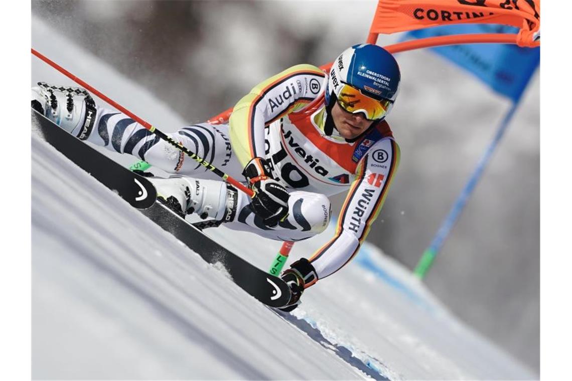 Skirennfahrer Schmid verpasst historische WM-Medaille Verspielte seine gute Ausgangsposition aus dem ersten Durchgang: Alexander Schmid. Foto: Michael Kappeler/dpa