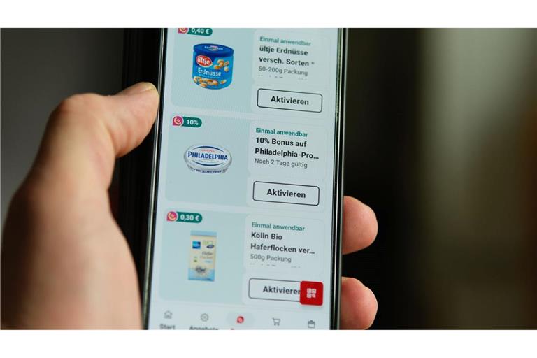 Viele Handelsketten ködern die Kunden in ihren Apps mit zusätzlichen Rabatten.