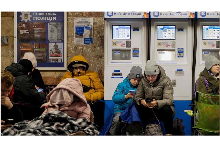 Viele Ukrainer suchen fast jede Nacht Schutz in U-Bahn-Stationen vor dem russischen Bombenterror.