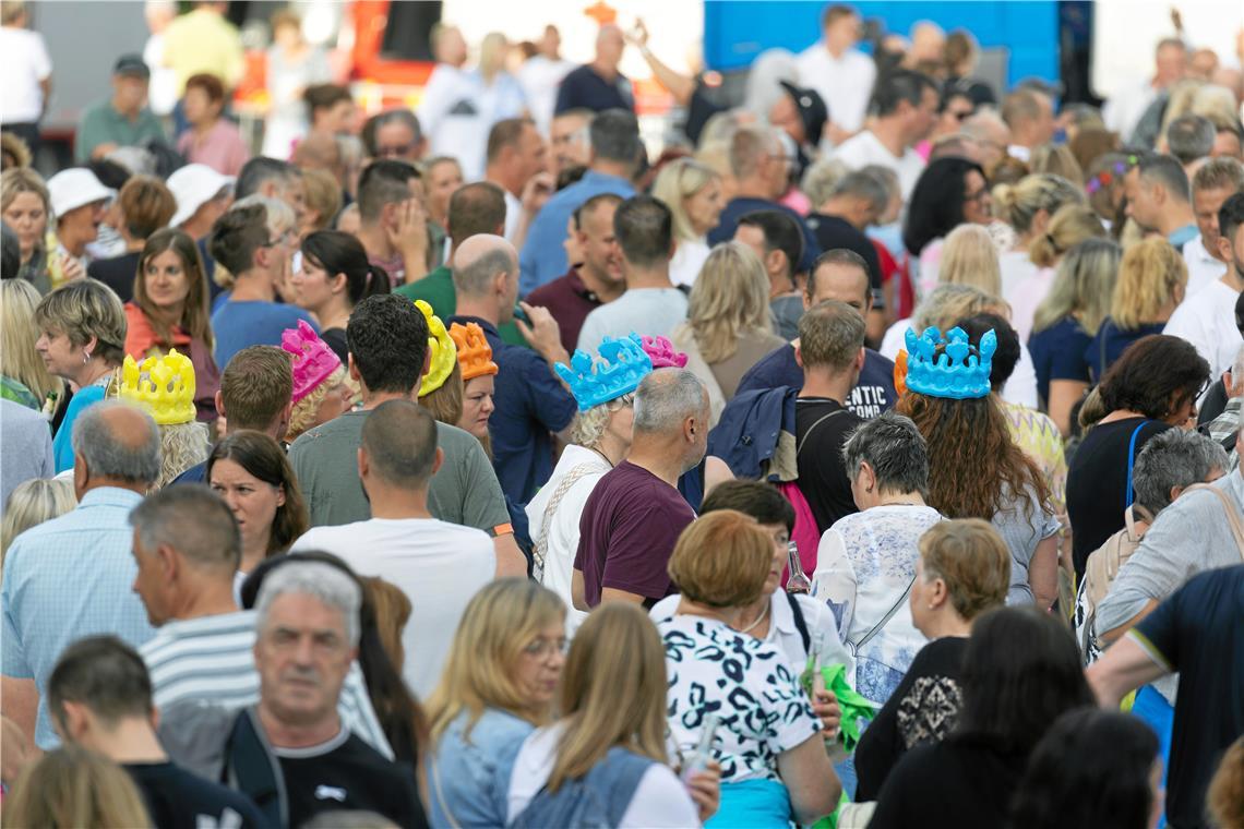 Viele Zuschauer haben sich für „den Kaiser“ ebenfalls gekrönt.