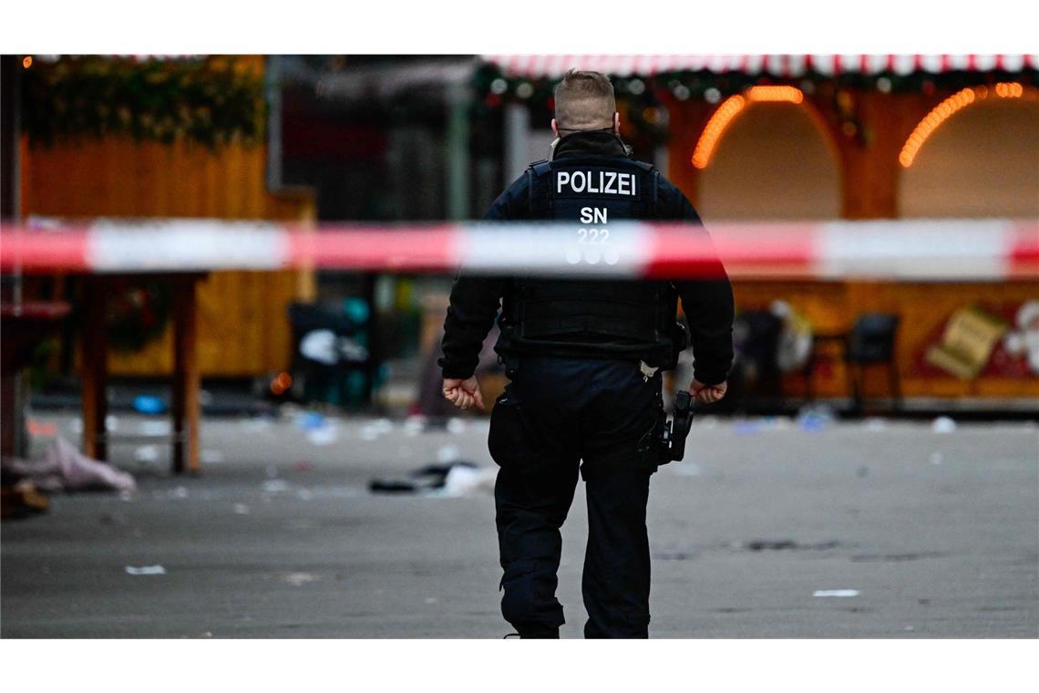 Vier Menschen starben bei der Attacke auf dem Magdeburger Weihnachtsmarkt.