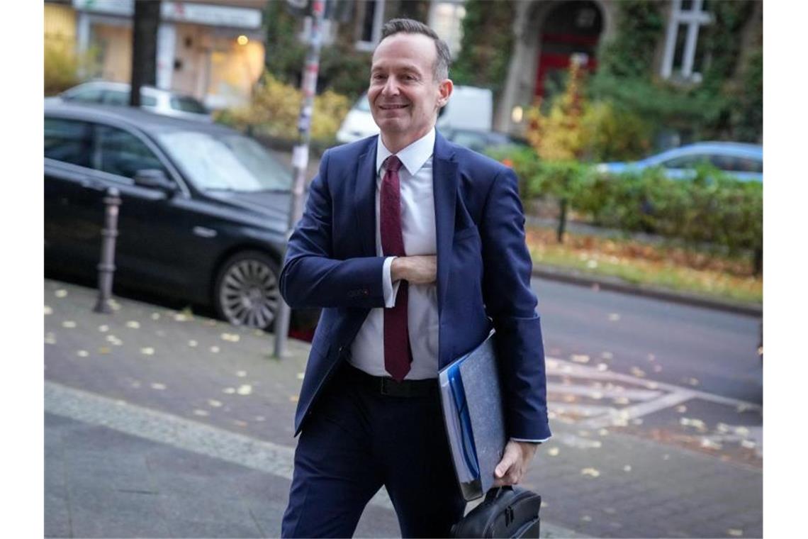 Wissing: Steigende Dieselsteuer durch Kfz-Steuer ausgleichen Volker Wissing will sich als Bundesverkehrsminister dafür stark machen, höhere Energiesteuern auf Dieselkraftstoffe durch geringere Kfz-Steuern auszugleich. Foto: Kay Nietfeld/dpa