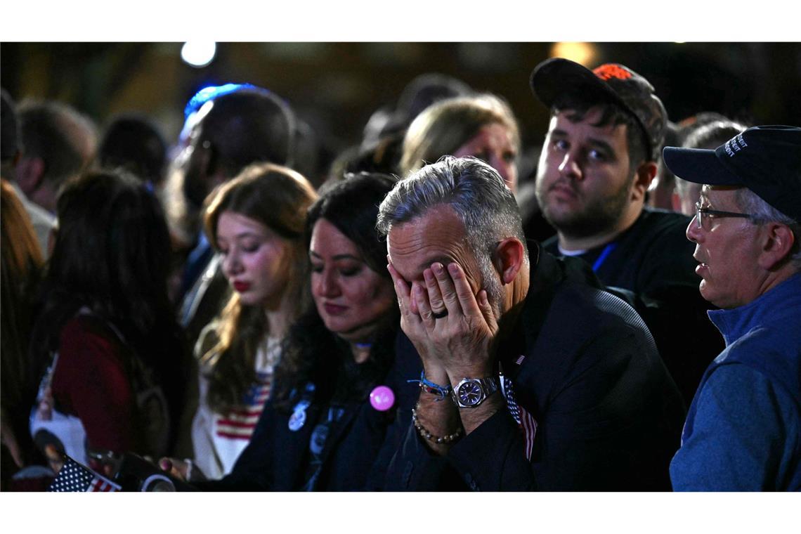 Von Unglauben bis Verzweiflung: Harris-Unterstützer auf der offiziellen Wahlparty der Demokraten auf dem Campus der Howard University in Washington D.C.