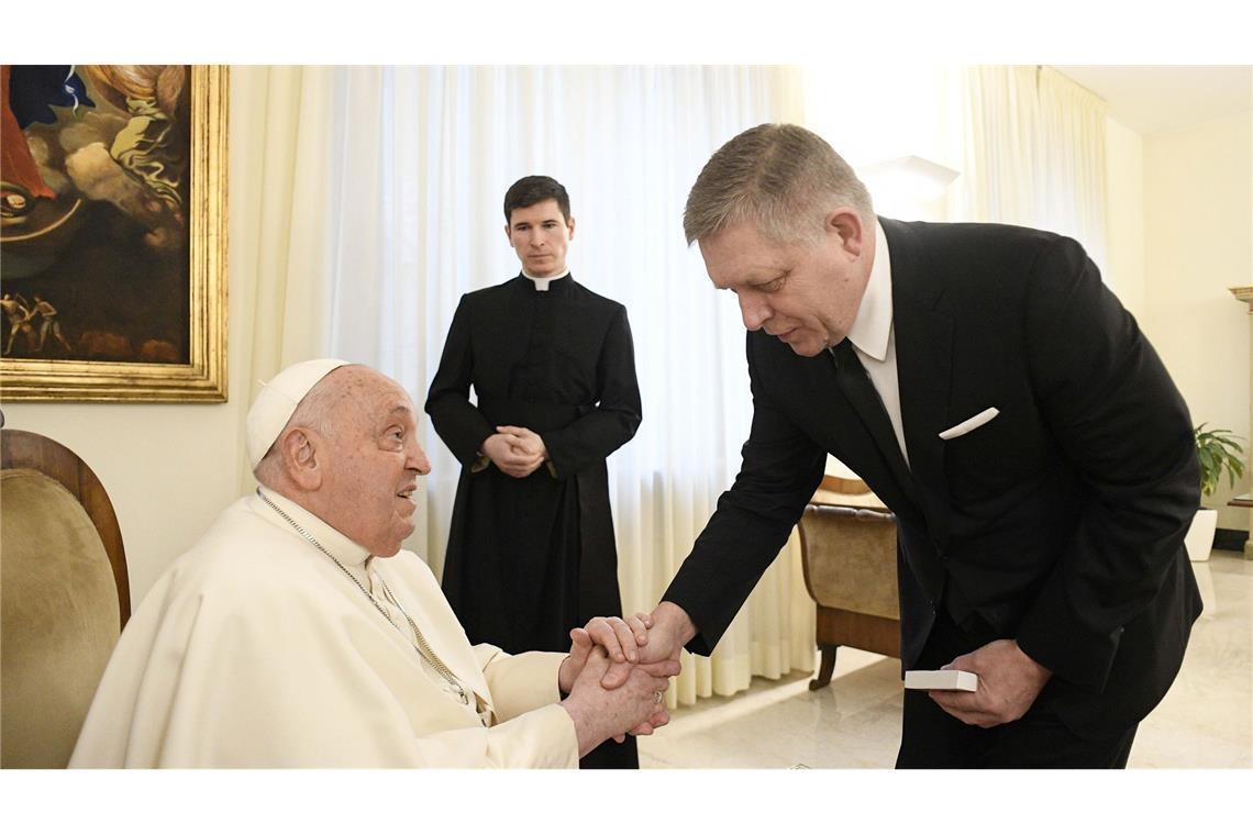 Vor dem Krankenhausaufenthalt empfing der Papst noch den slowakischen Ministerpräsidenten Robert Fico im Vatikan.