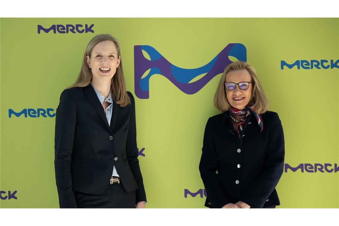 Vorstandschefin Belen Garijo (r.) und Helene von Roeder, Mitglied der Geschäftsleitung und Finanzvorständin bei Merck.