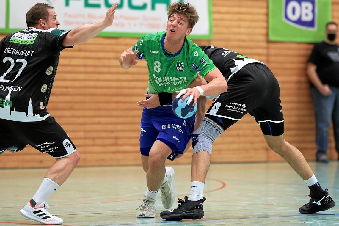 War in der zweiten Halbzeit fast nicht zu bremsen: HCOB-Handballer Felix Raff. Foto: A. Becher