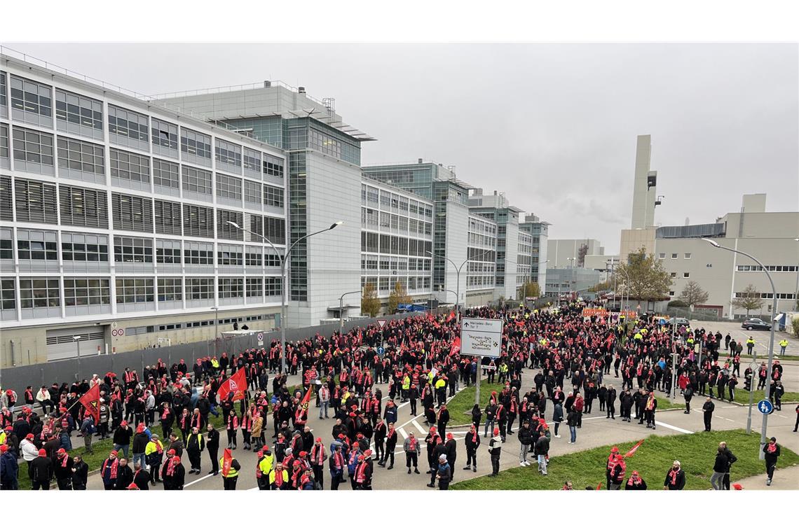 Warnstreik bei Mercedes in Sindelfingen