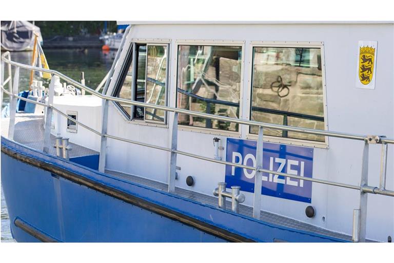 Wasserschutzpolizeiboot: Rund zwei Wochen nach dem Fund zweier Wasserleichen am Hochrhein sind die Toten identifiziert (Symbolfoto).