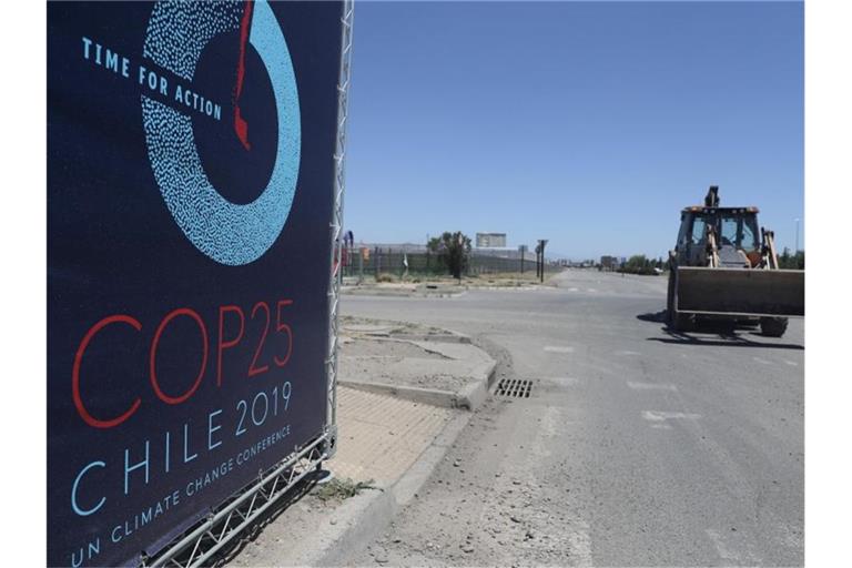 Wegen der heftigen sozialen Proteste im Land hat Chile die Ausrichtung des UN-Klimagipfels (COP25) abgesagt. Foto: Esteban Felix/AP/dpa
