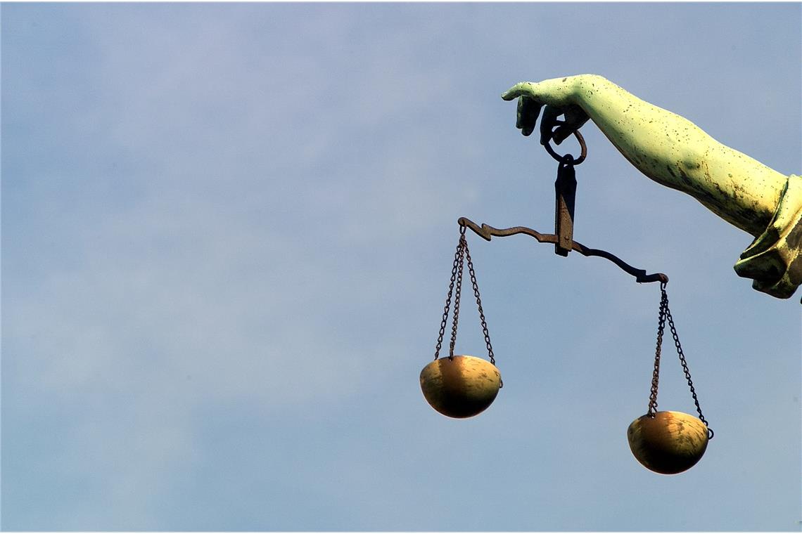 Drogenjunkie sieht sich gleich fünf Anklagen ausgesetzt Weil gegen einen 28-Jährigen aus einem Winnender Teilort gleich mehrere Anklageschriften vorlagen, wurden diese nun gebündelt. Symbolbild: BilderBox - Erwin Wodicka