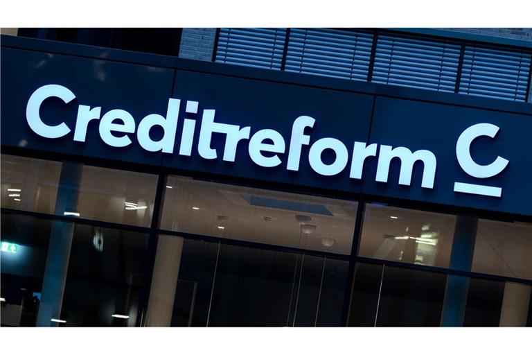 Wenn es darum geht, die Unternehmensnachfolge rechtzeitig zu klären, tun sich mittelständische Firmen in Deutschland laut Creditreform oft schwer.