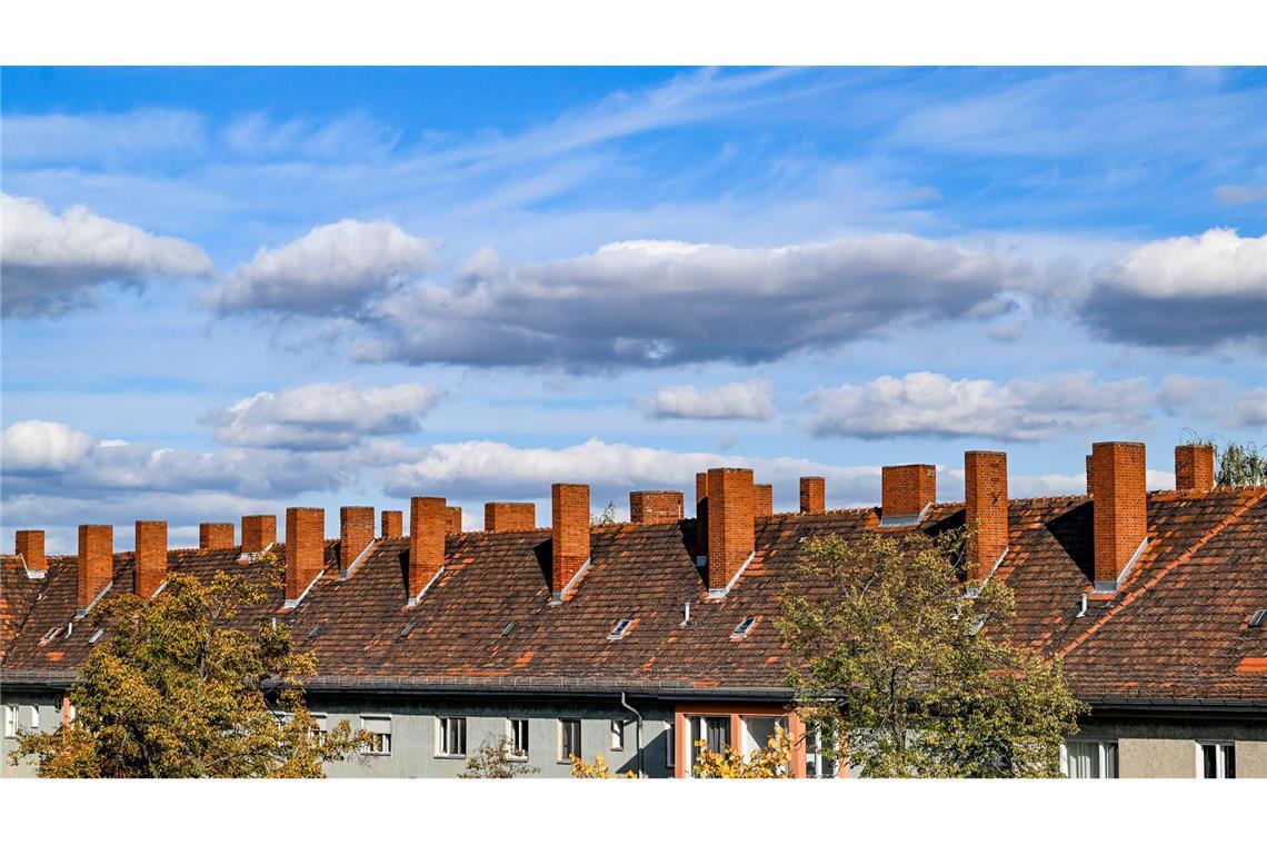 Wer ein Haus besitzt, muss Grundsteuer zahlen. Das kann teuer werden. (Symbolbild)