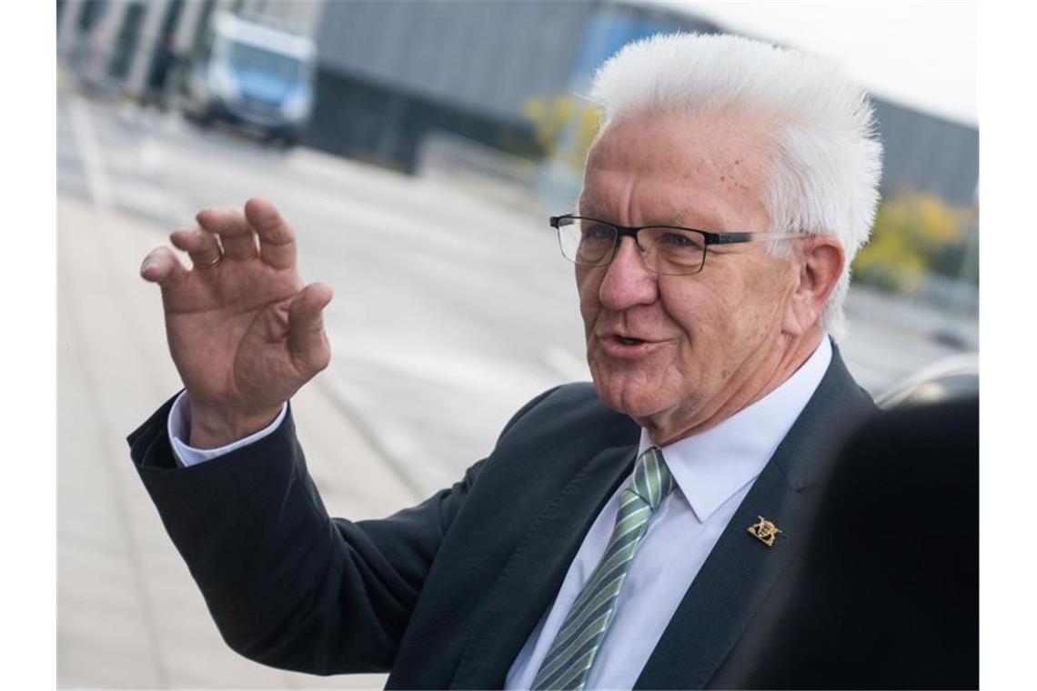 Winfried Kretschmann (Bündnis 90/Die Grünen), Ministerpräsident von Baden-Württemberg. Foto: Christophe Gateau/dpa/Archivbild