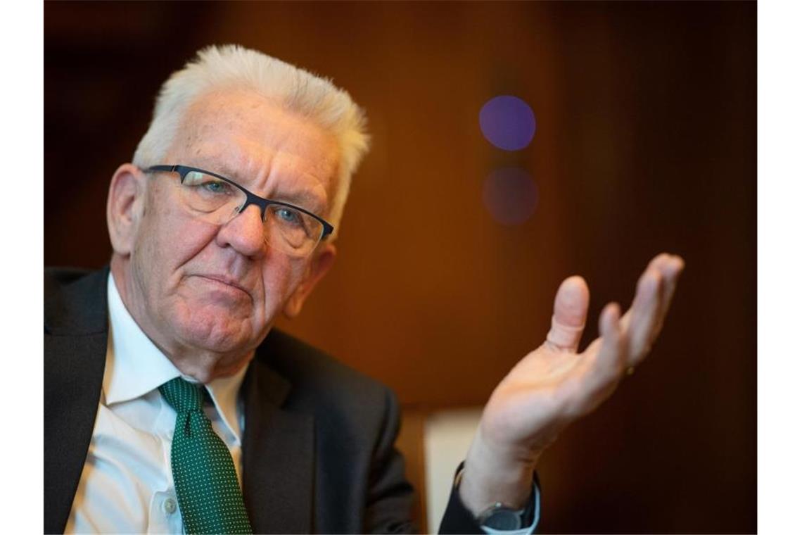 Kretschmann: Rechtschreibung nicht mehr so wichtig Winfried Kretschmann (Bündnis 90/Die Grünen), Ministerpräsident von Baden-Württemberg. Foto: Sebastian Gollnow/dpa/Archivbild