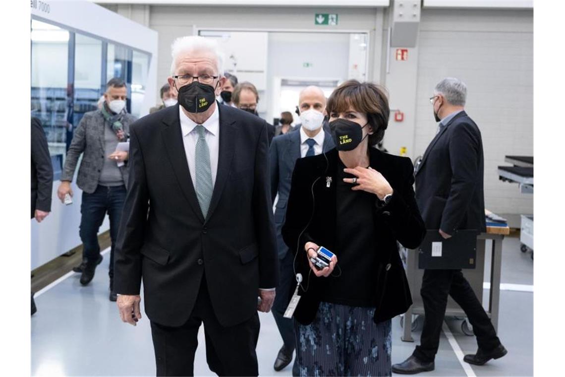 Winfried Kretschmann und Nicola Leibinger-Kammüller. Foto: Bernd Weißbrod/dpa