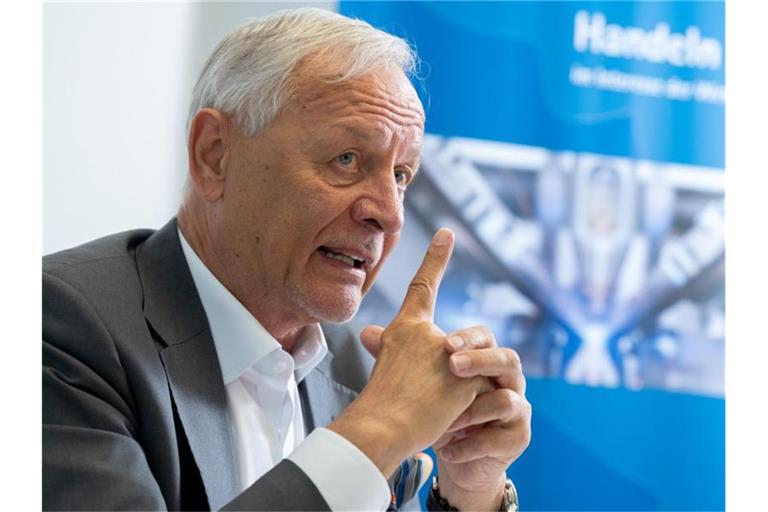 Wolfgang Grenke, Präsident des Baden-Württembergischen Industrie- und Handelskammertags (BWIHK). Foto: Bernd Weißbrod/dpa