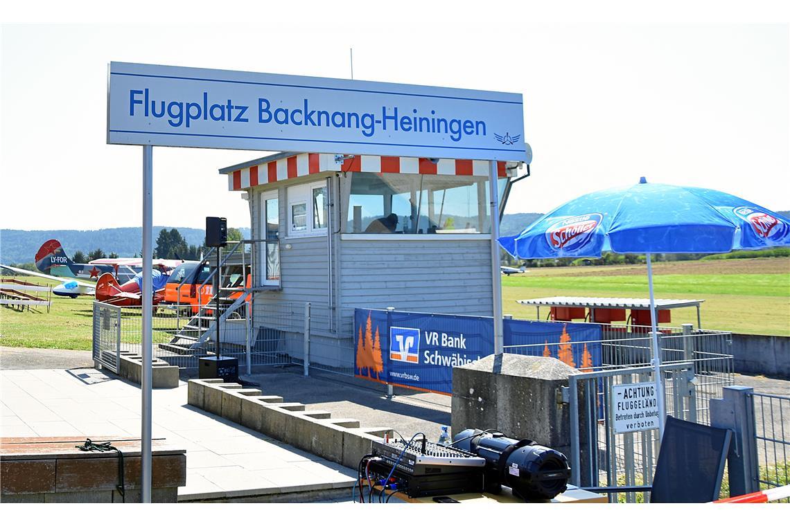 Zum ersten Mal seit zwölf Jahren lud der LSV Backnang-Heiningen zum Flugplatzfes...